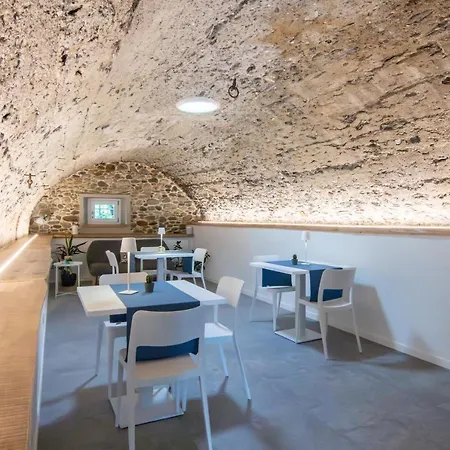 R&b Al Bed & Breakfast Domaso