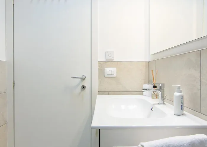 R&b Al 3* דומאסו