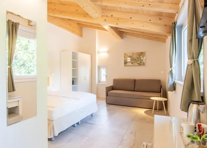 R&b Al Bed & Breakfast