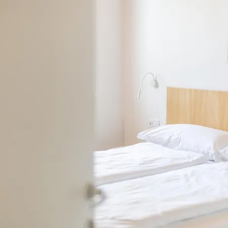 R&b Al Oda ve Kahvaltı